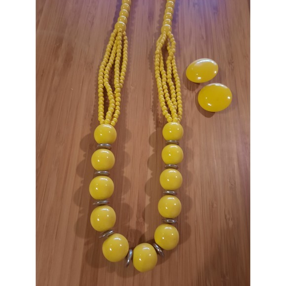 Yellow and Silver Tone Bead Necklace Vintage with Earrings - Picture 2 of 6